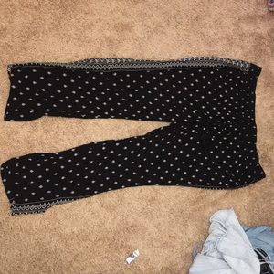 Bohemian pants with white detailing